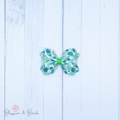 Checkered Shamrocks Scalloped Phoebe Bow