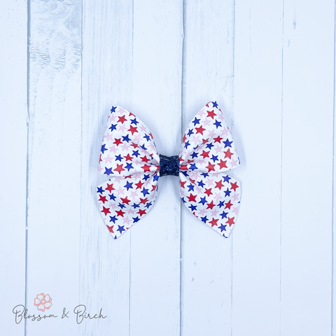 Star-Spangled Amelia Bow